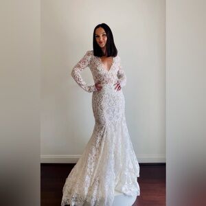 Monique Lhuillier BL20202 - Label Size 12, Never Worn